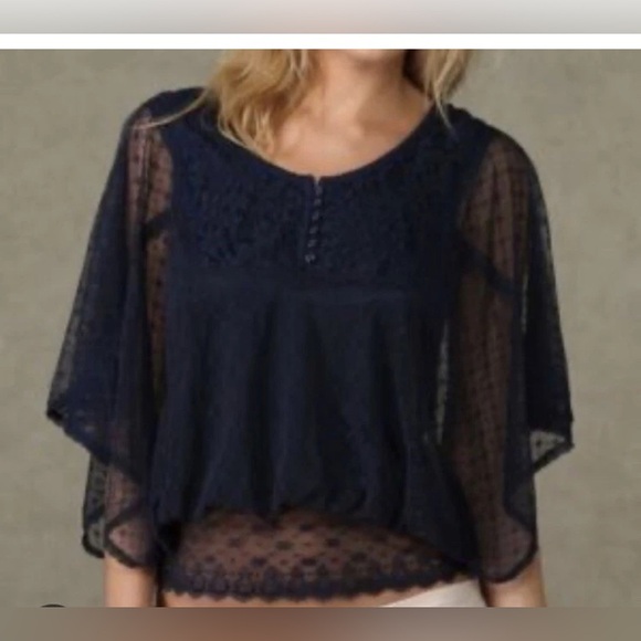 FREE PEOPLE | SZ M NAVY BLUE LACE MESH BATWING SHORT SLEEVE LAYERED BLOUSE Top - Picture 2 of 7
